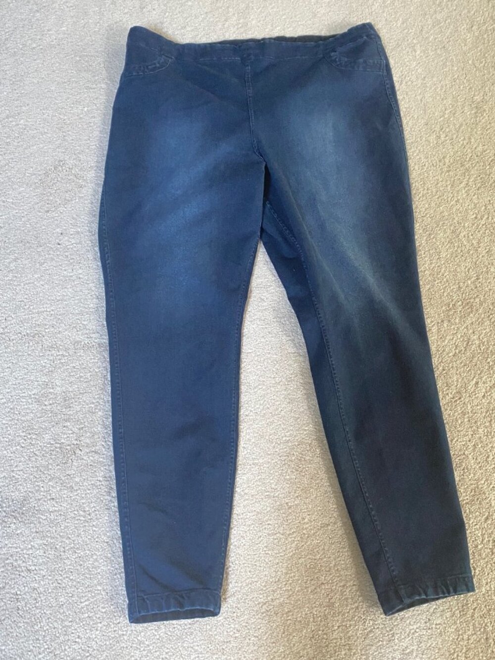 Hue  Classic Stretch Denim Size 2X Pull on Jean